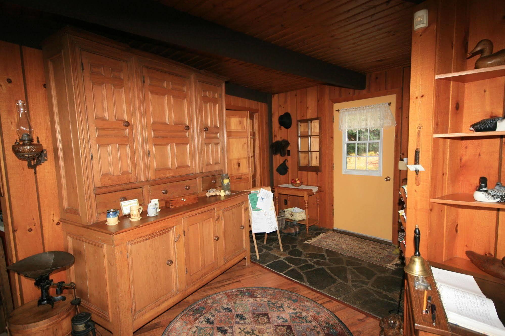 Stouffermill Bed & Breakfast Algonquin Highlands Exterior foto