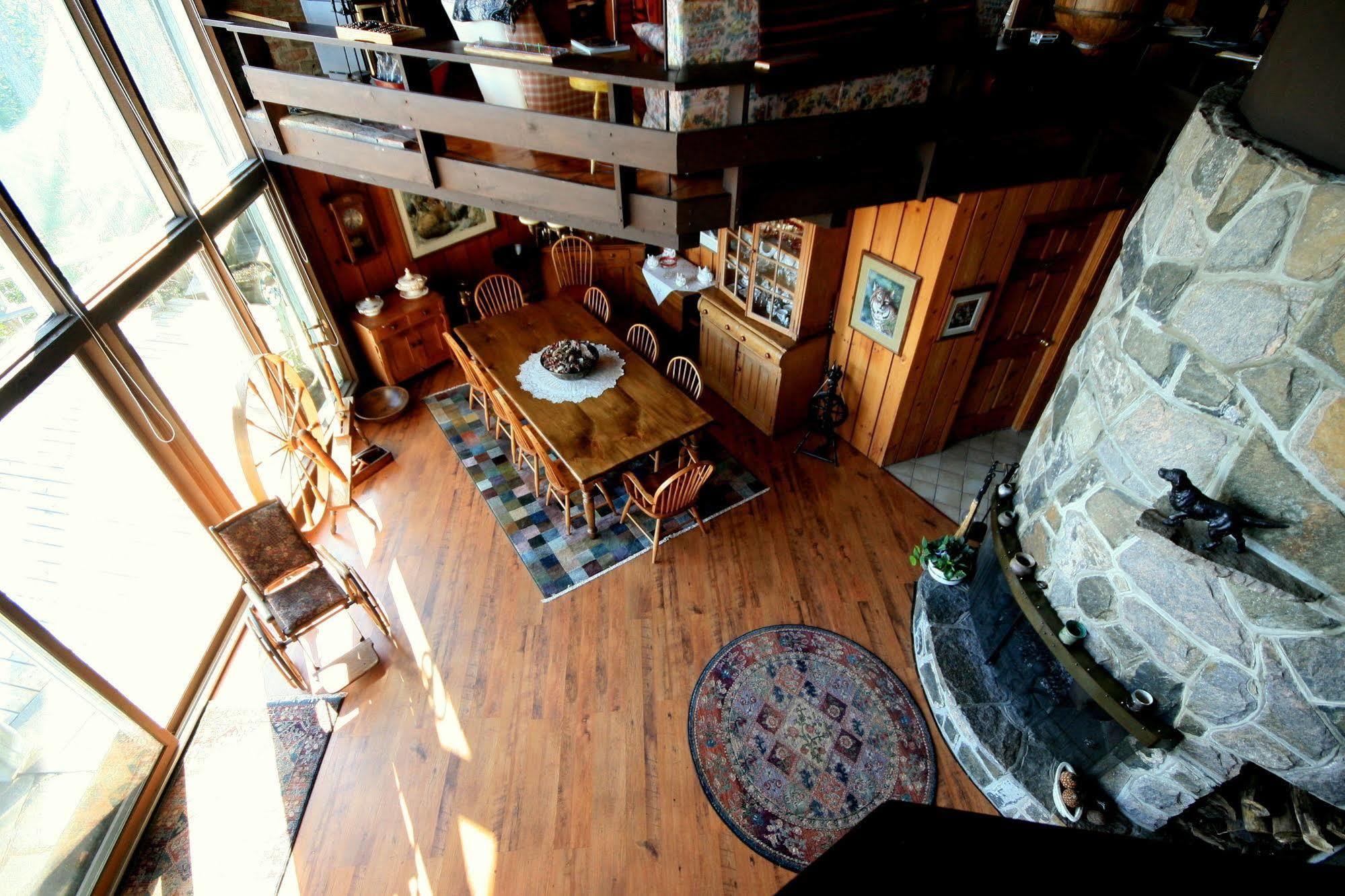 Stouffermill Bed & Breakfast Algonquin Highlands Exterior foto